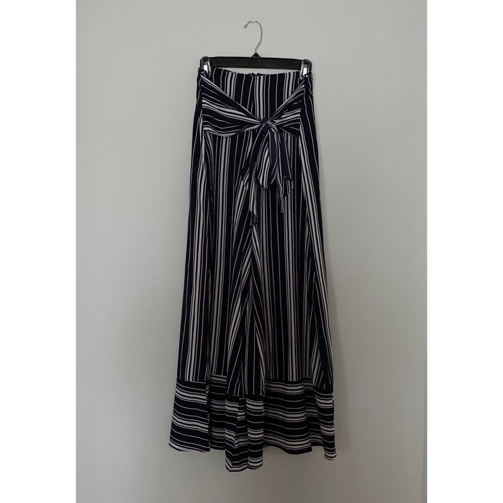 Favlux Size M Navy & White Striped Wide Leg Pants